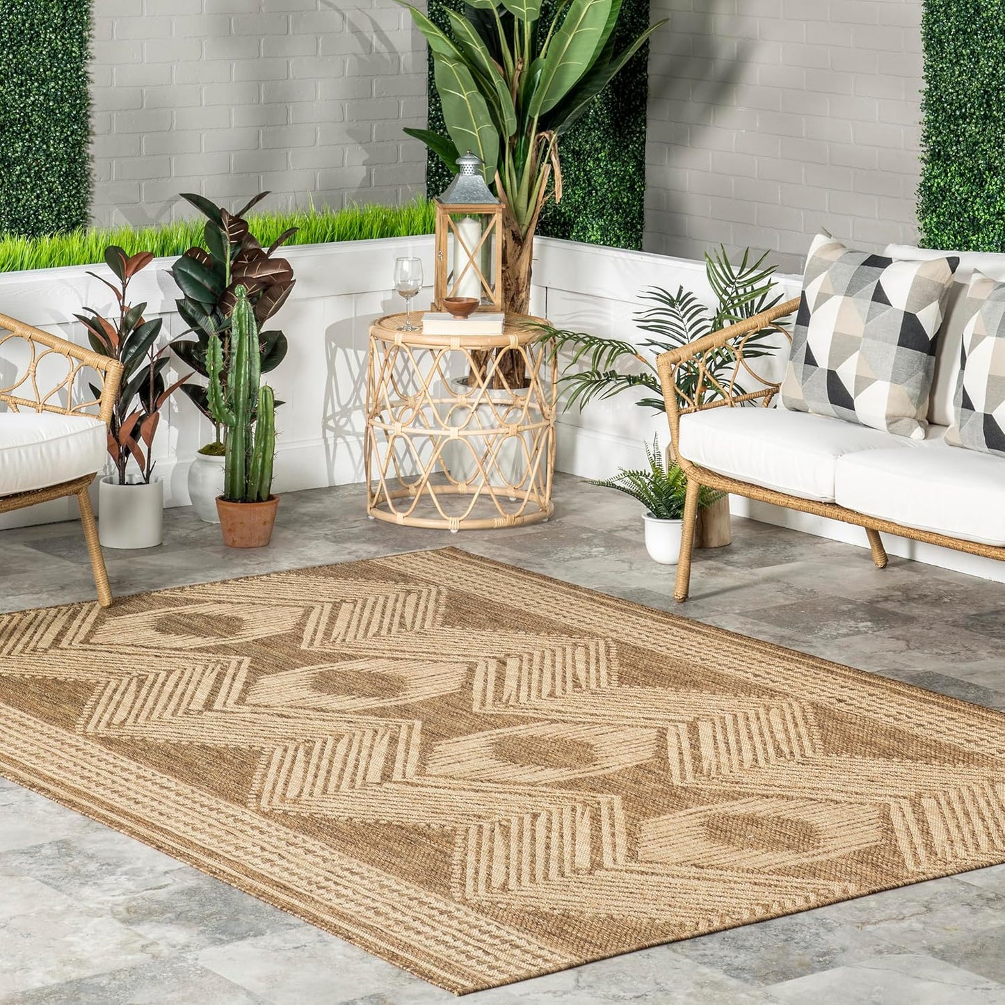 nuLOOM 8ft x 10ft Outdoor Tribal Geometric Area Rug Review