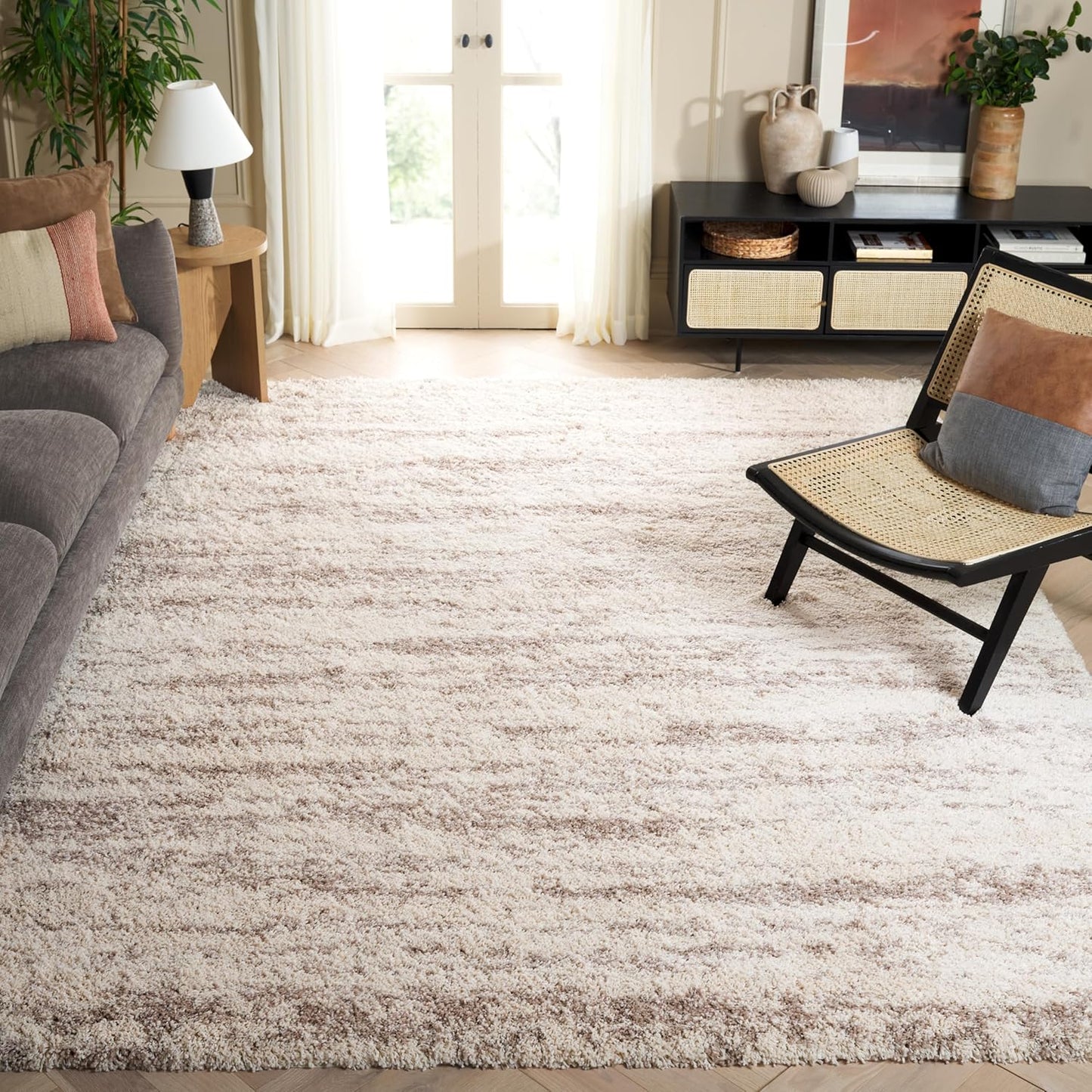 SAFAVIEH Hudson Shag Collection Area Rug - Cozy & Modern Design