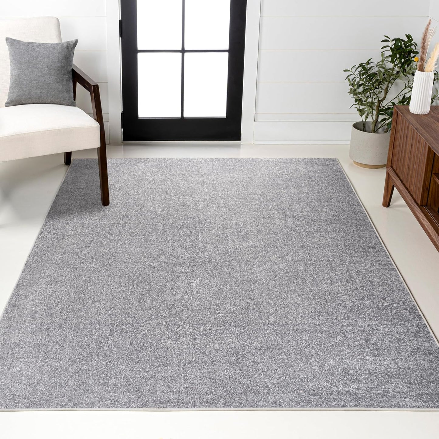 Haze Solid Low-Pile Gray Indoor Area Rug 5x8 for Any Space