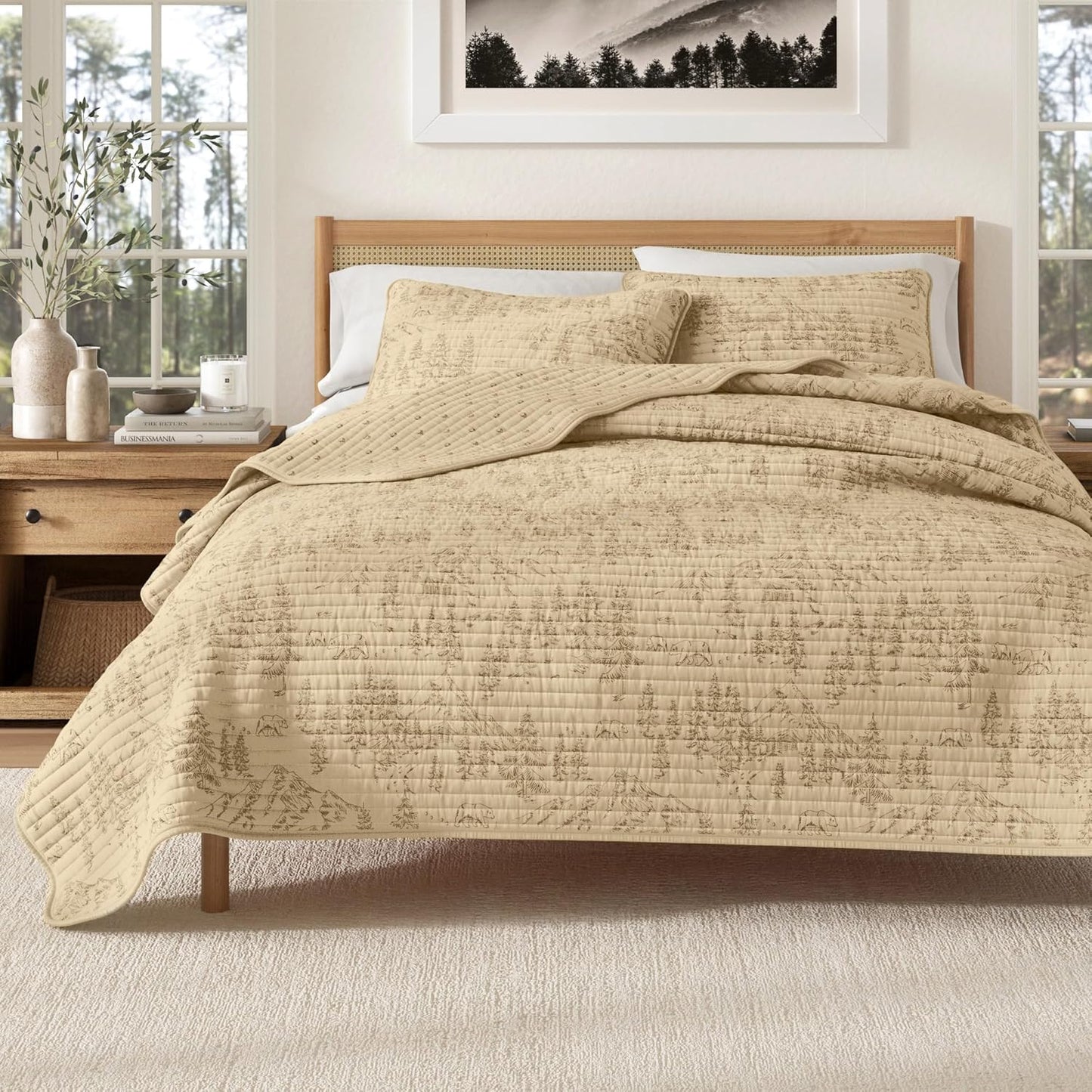 Great Bay Home Full/Queen Reversible Rustic Lodge Bear Quilt