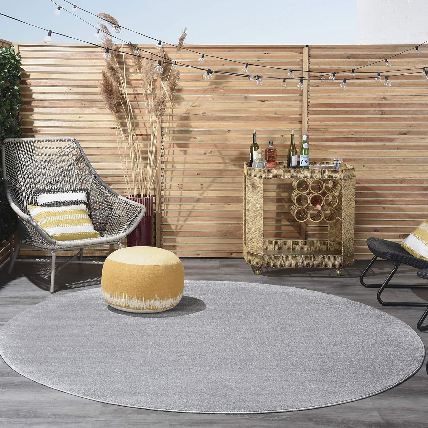 Nourison Home Essentials 120in Round Outdoor Indoor Rug in Grey