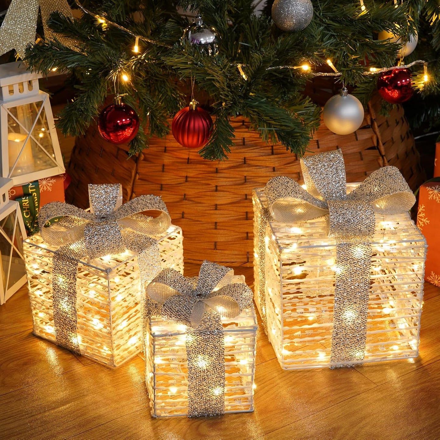 Set of 3 Lighted Gift Boxes for Christmas and Holiday Decor