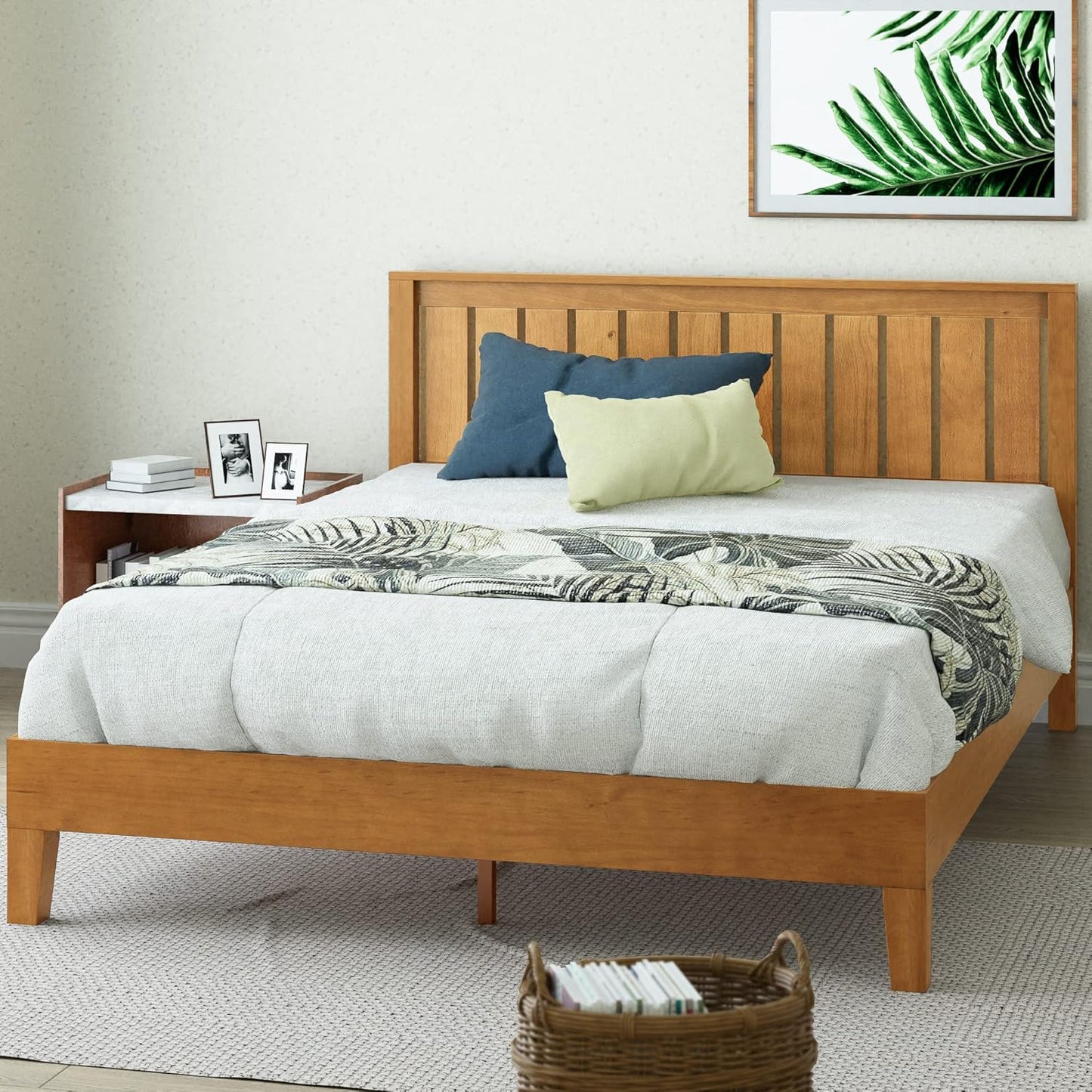 ZINUS Alexis Deluxe Wood Platform Bed Frame for Queen Size