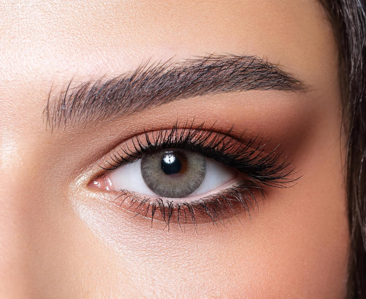 Bella Elite Collection Cosmetic Eye Color Enhancer for Glam Looks