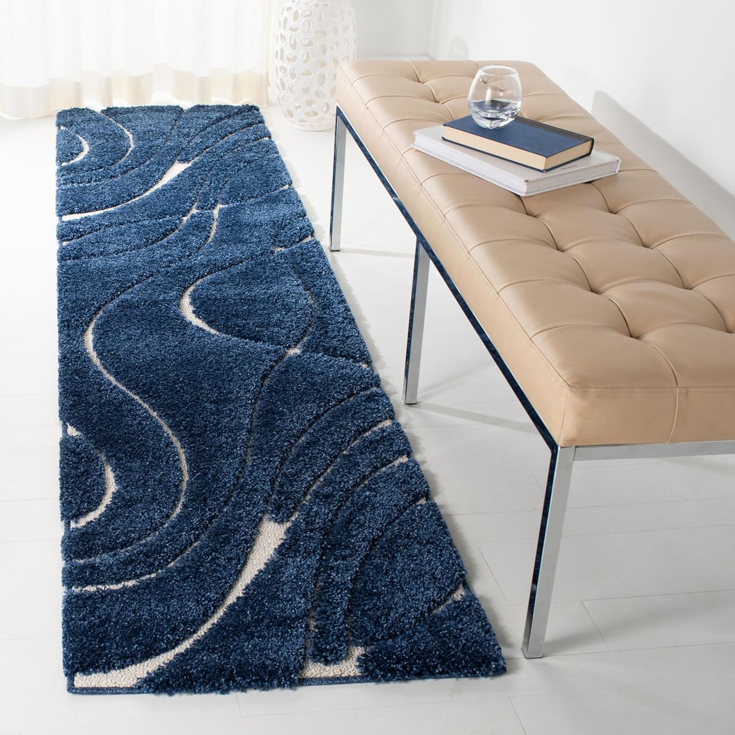 SAFAVIEH Florida Shag Collection Runner Rug - Cozy & Stylish