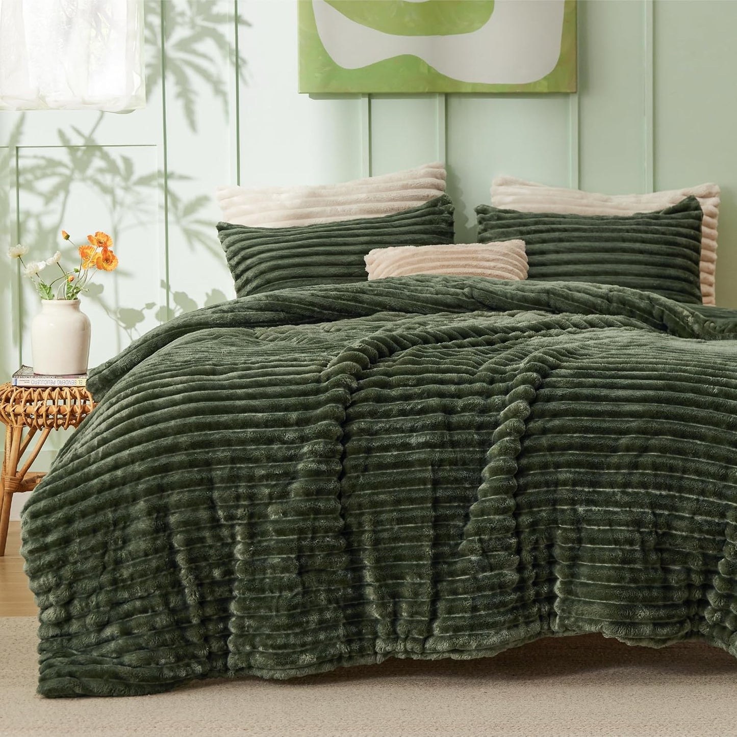 Bedsure Fluffy Comforter Set King Size - Cozy Warmth & Style