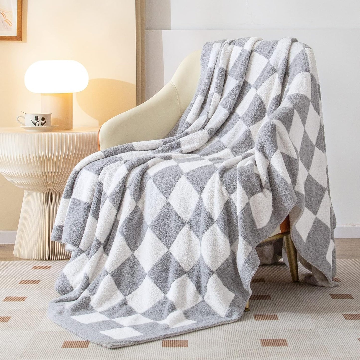 SeaRoomy Checkered Throw Blanket - Soft Cozy Reversible Design