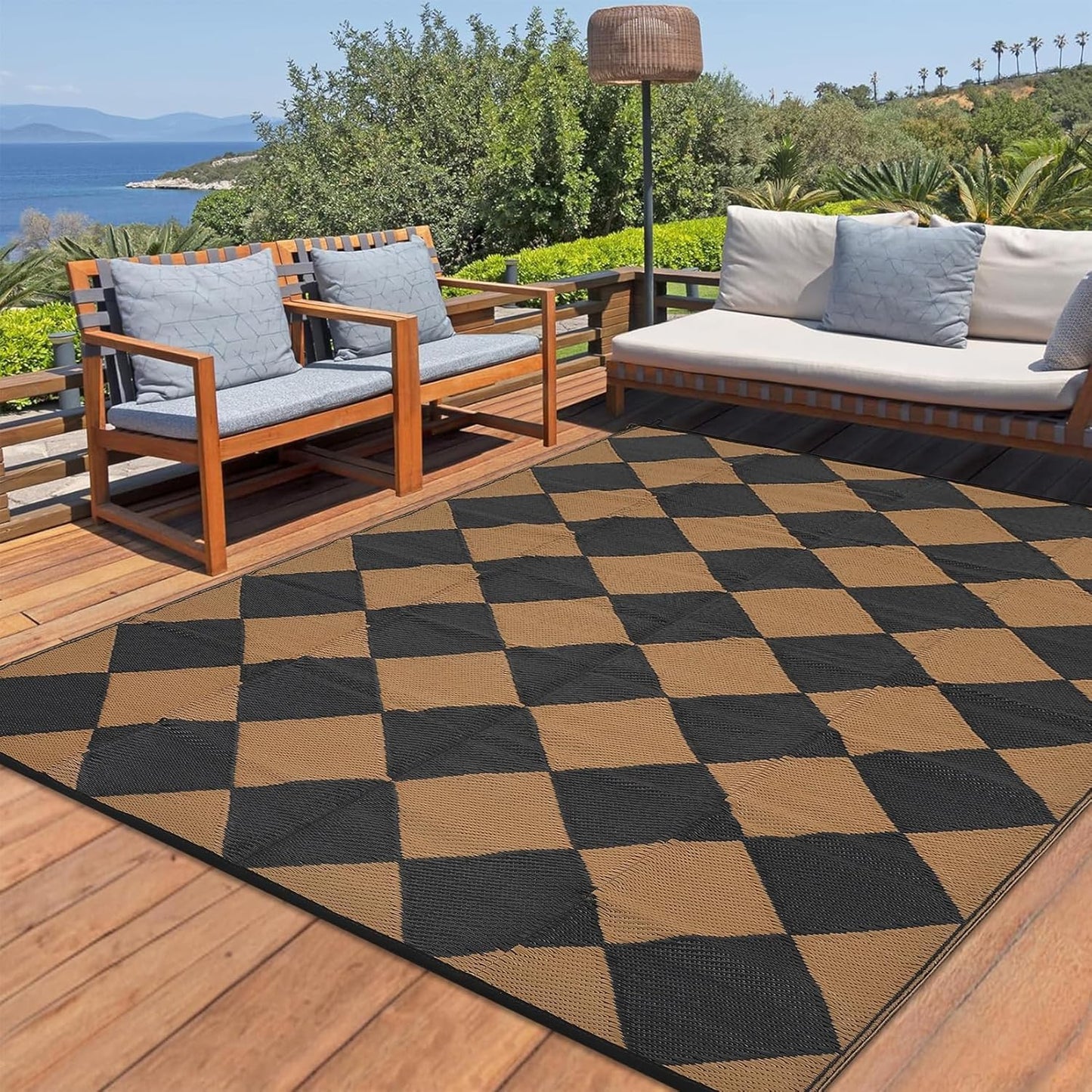 8x10 Waterproof Outdoor Plastic Straw Rug for All Weather Use