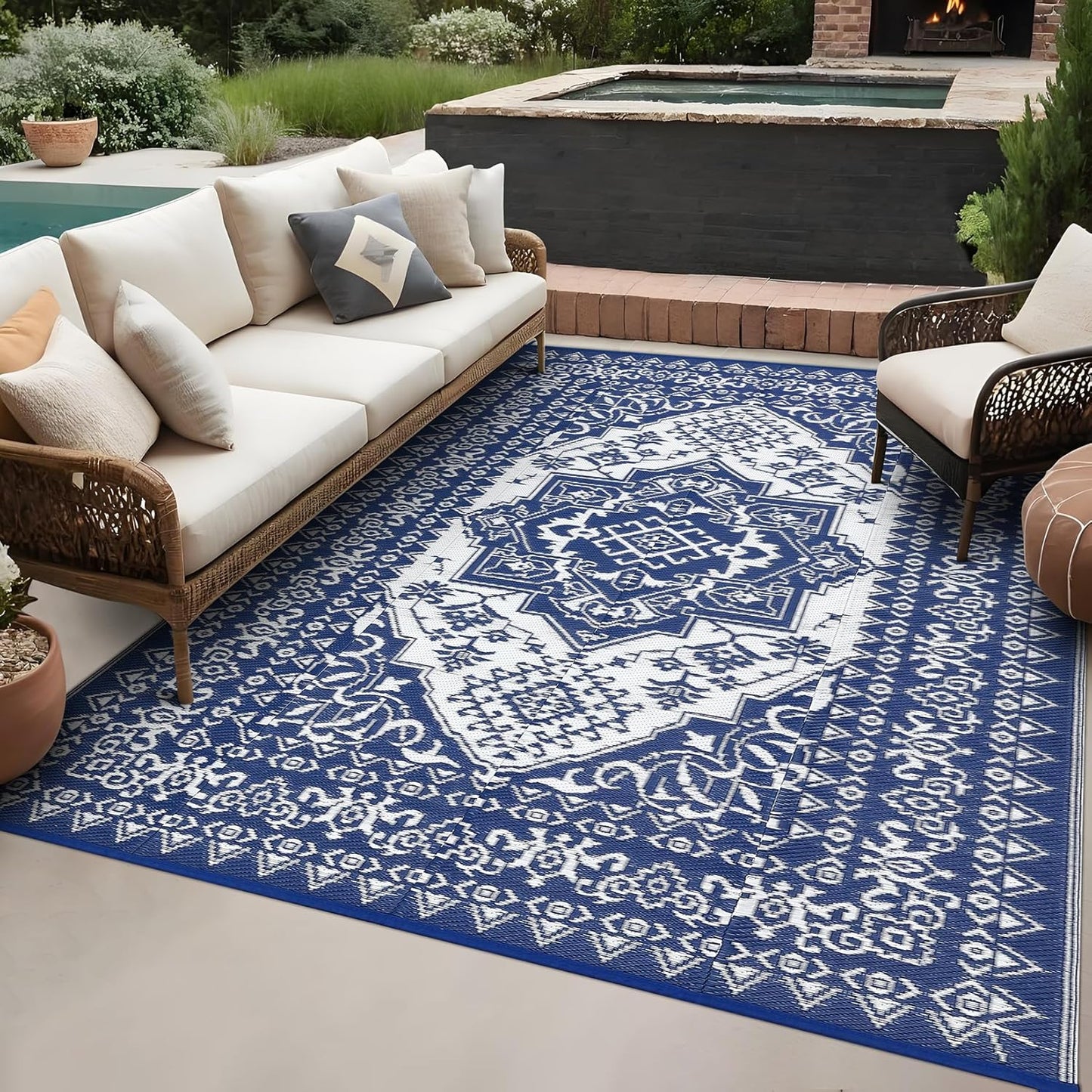 GAOMON Large Outdoor Plastic Straw Rug for Stylish Patios