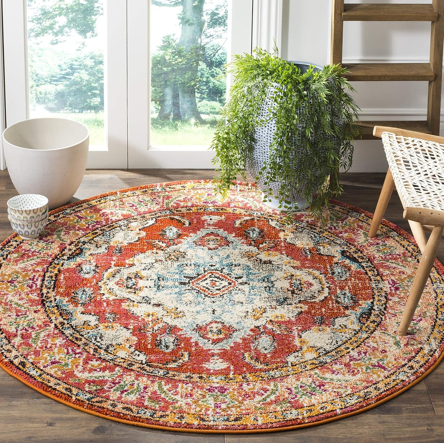 SAFAVIEH Monaco Collection Area Rug - 5ft Round, Boho Chic