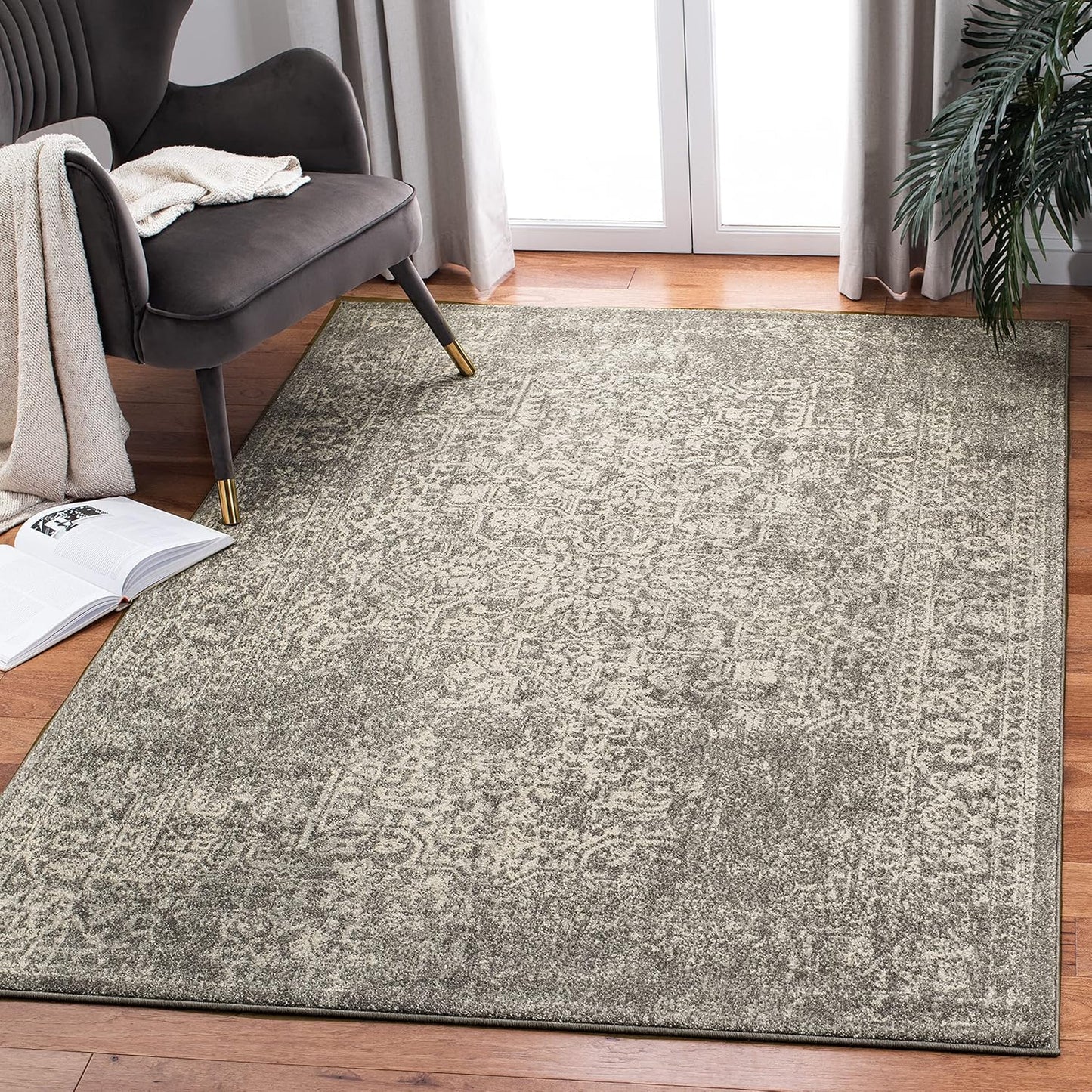 SAFAVIEH Evoke Collection 3ft x 5ft Silver / Ivory Accent Rug