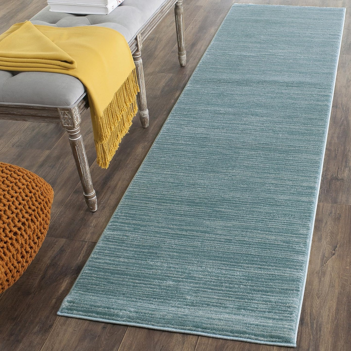 SAFAVIEH Vision Collection Accent Rug - Modern Ombre Design