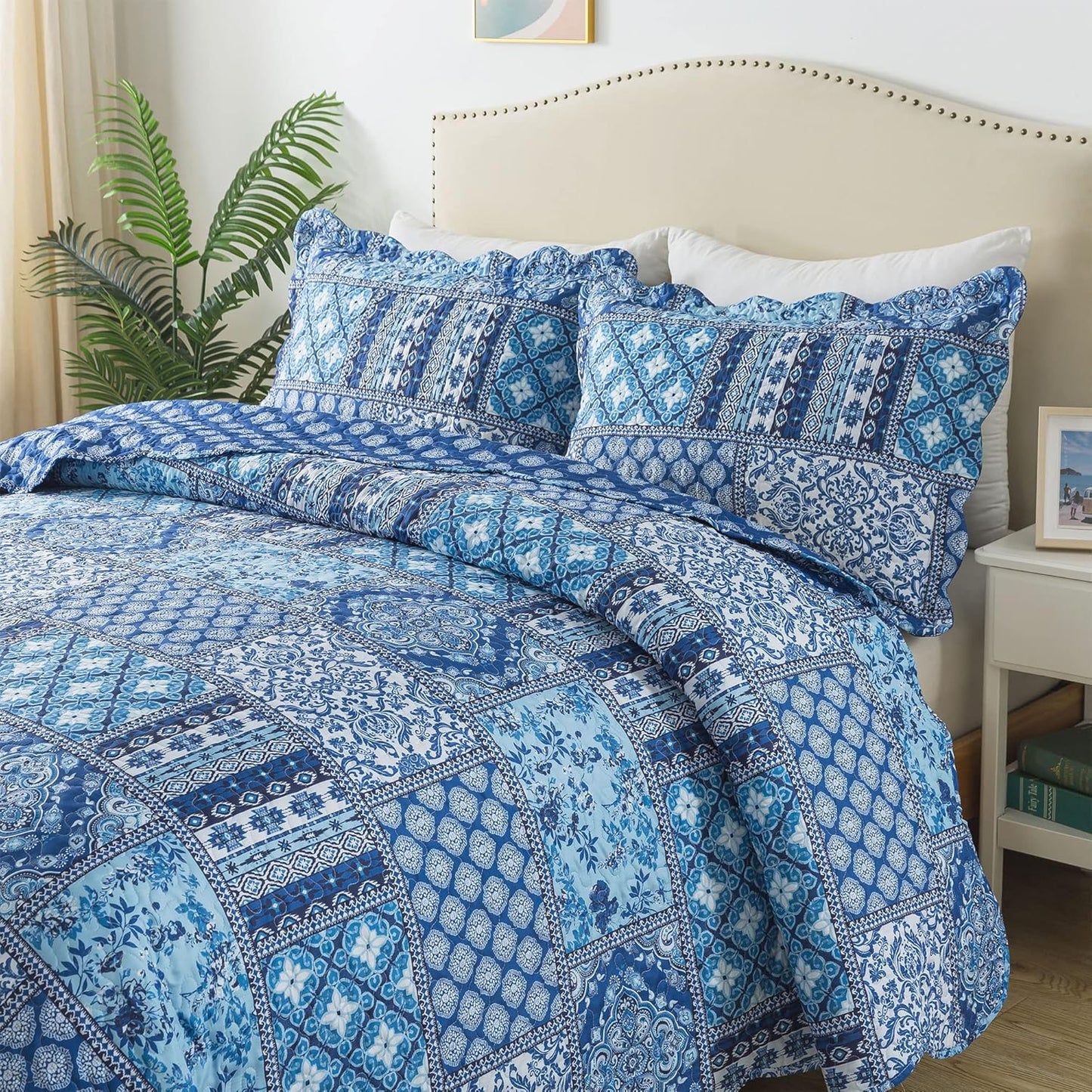 HoneiLife King Quilt Bedding Set - Rustic Floral Microfiber