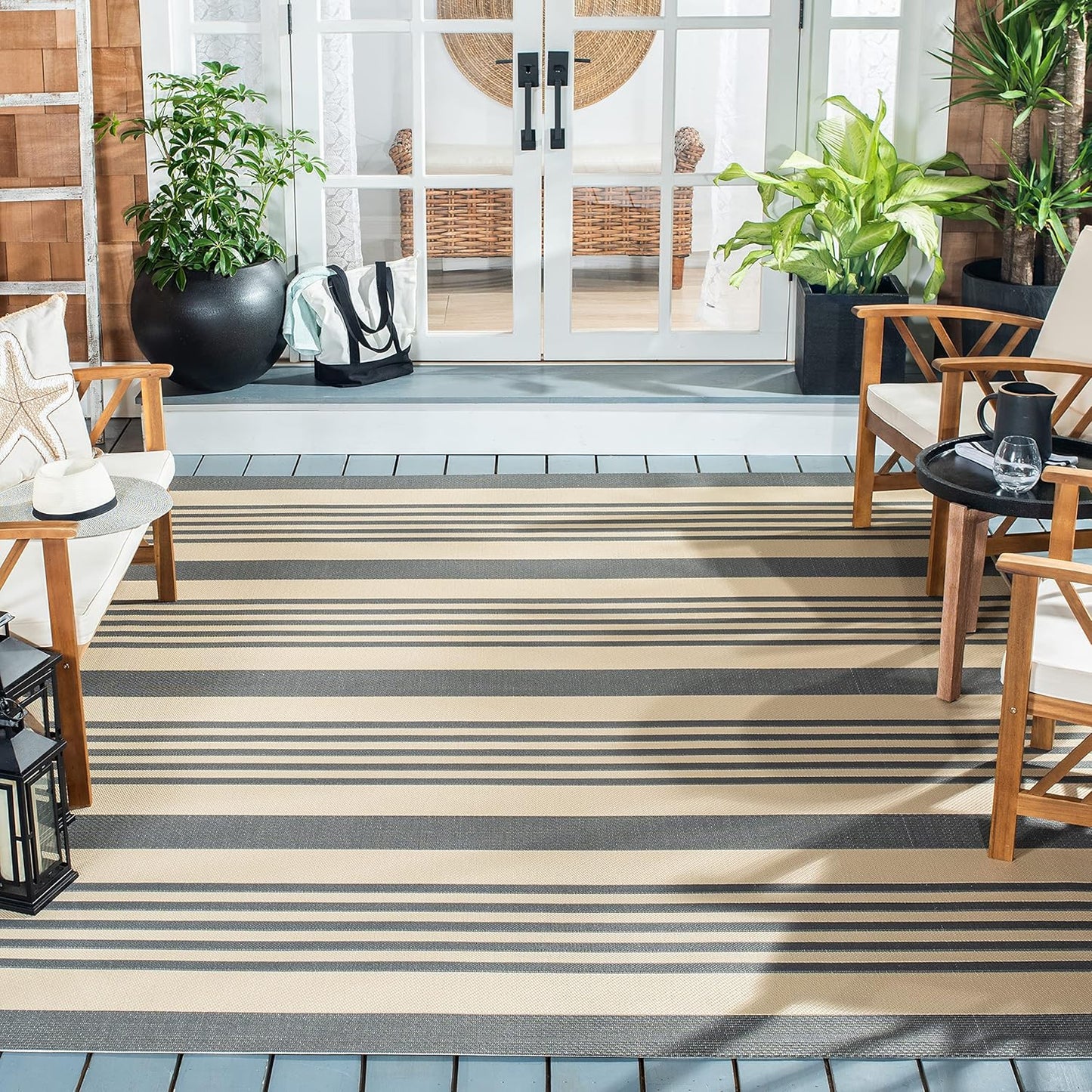 Safavieh Courtyard Collection Stripe Indoor/Outdoor Area Rug