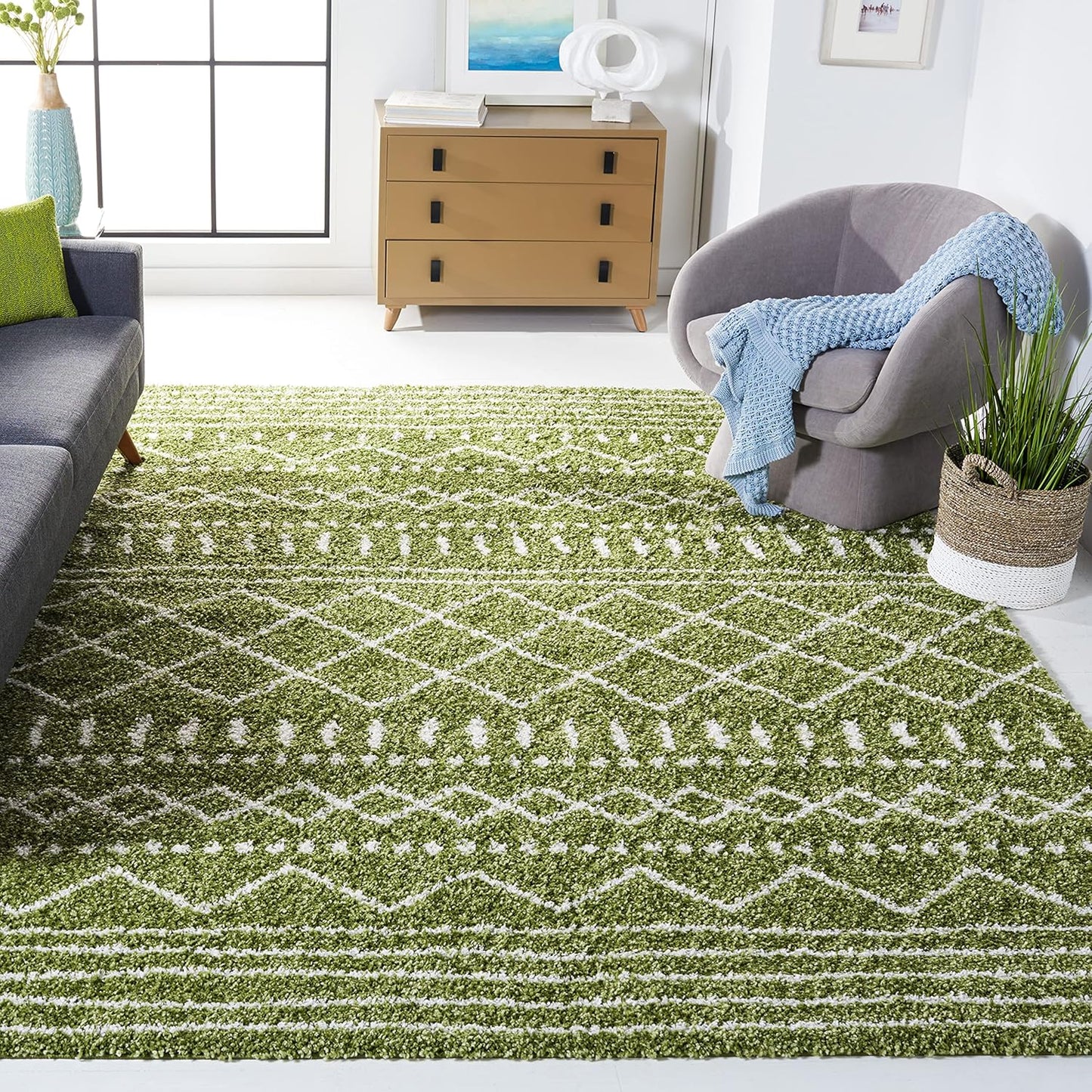 SAFAVIEH Arizona Shag Collection Area Rug - Stylish & Durable