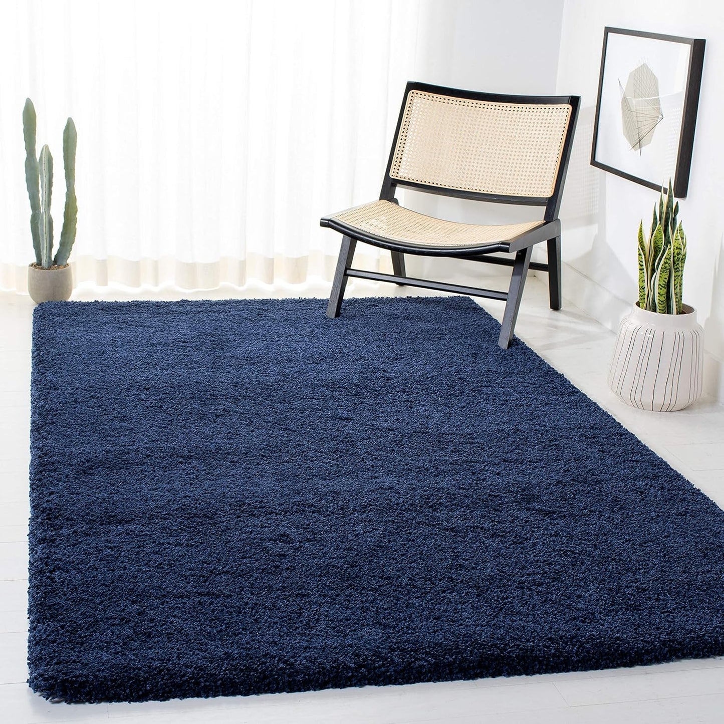 SAFAVIEH Milan Shag Collection Accent Rug - Cozy & Durable
