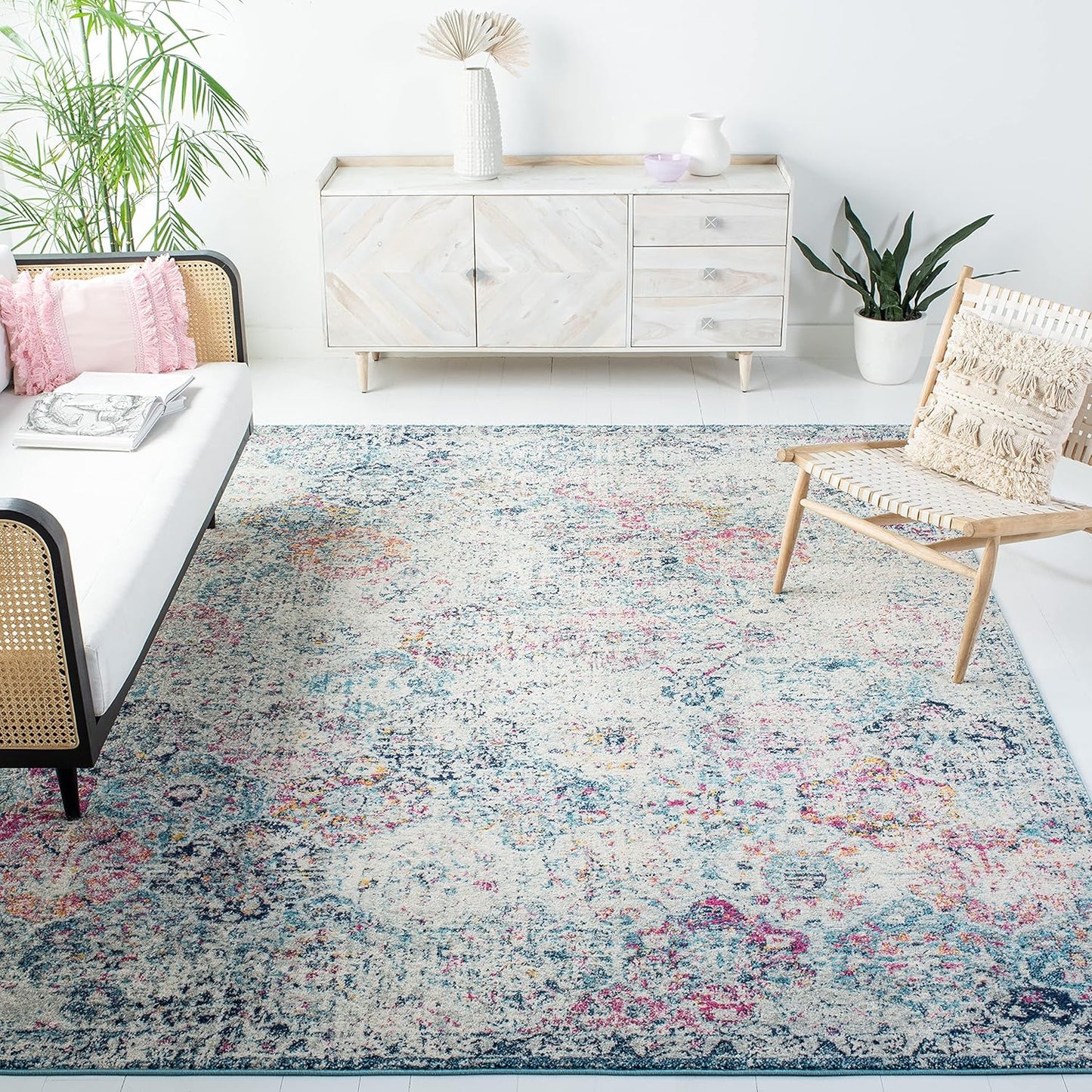 SAFAVIEH Madison Collection Area Rug - Stylish & Durable Design