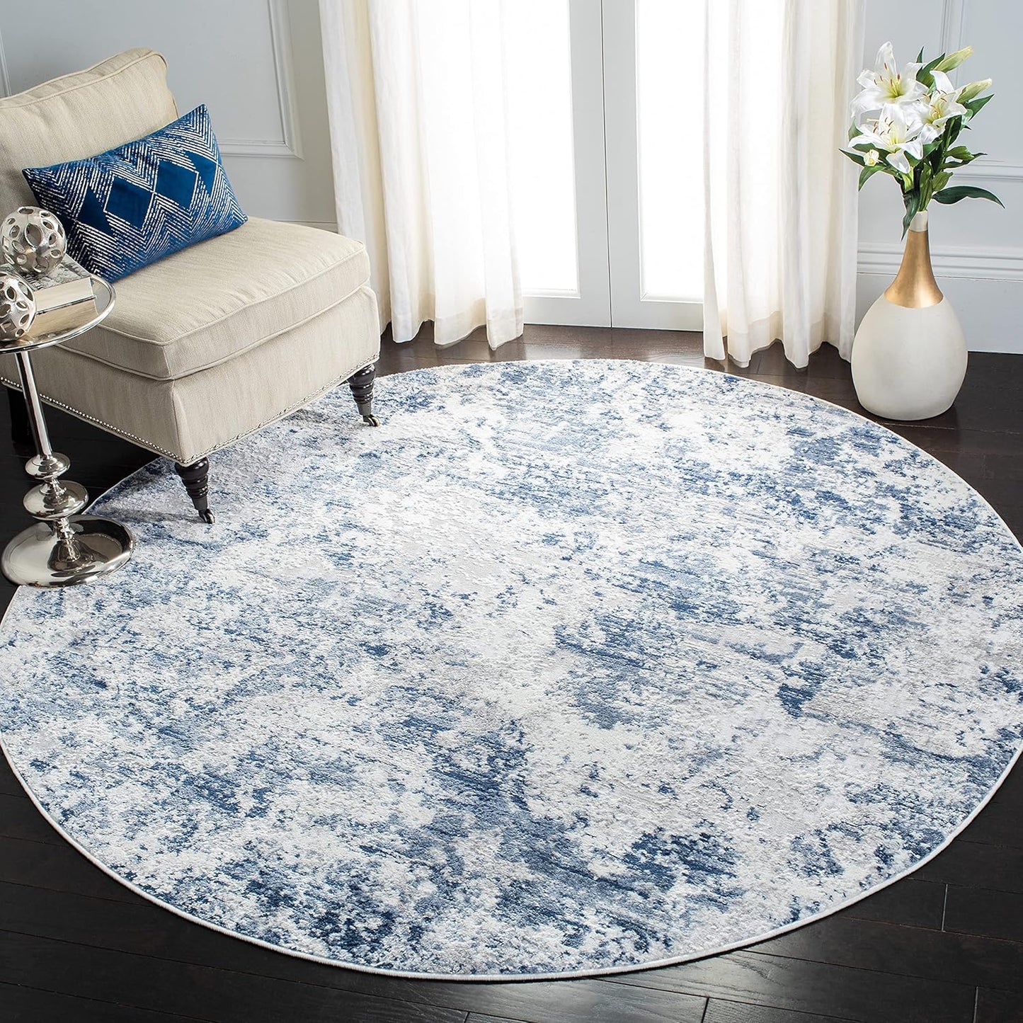 SAFAVIEH Amelia Collection Area Rug - Modern Abstract Design