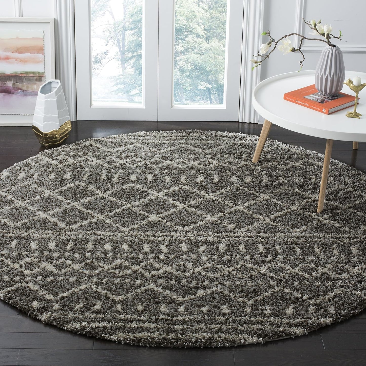 SAFAVIEH Arizona Shag Collection 8ft Round Brown Ivory Rug