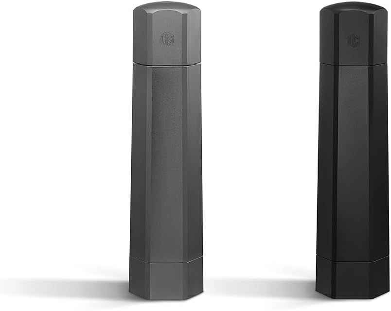 HexClad Salt and Pepper Mill Set with Adjustable Grinders