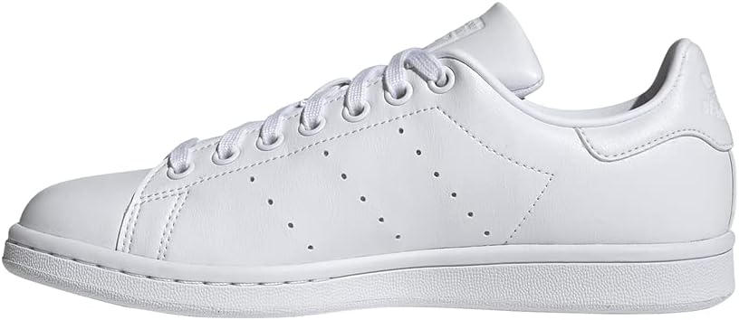 adidas Originals Women's Swift Run Sneaker: Iconic Style & Comfort