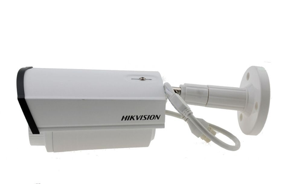 Hikvision DS-2CD2232-I5 EXIR IP Bullet Camera with 3MP Resolution