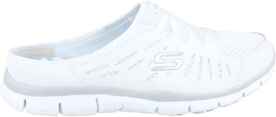 Skechers Sport Women's No Limits Slip-On Mule Sneaker Review