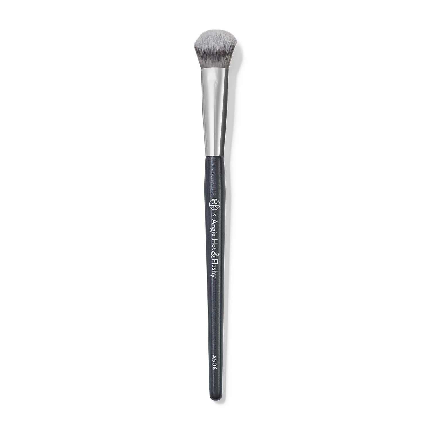 Viral Kitten Paw Under-Eye Concealer Brush