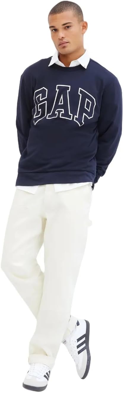 GAP Men's Cozy Logo Fleece Sweatshirt