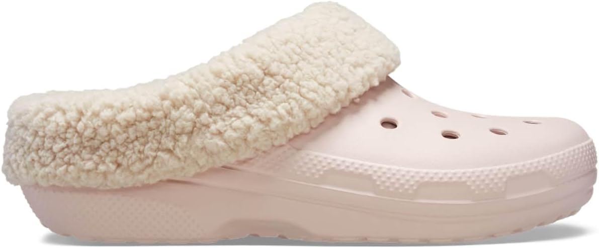 Crocs Unisex-Adult Classic Blitzen IV Clogs for Cozy Comfort