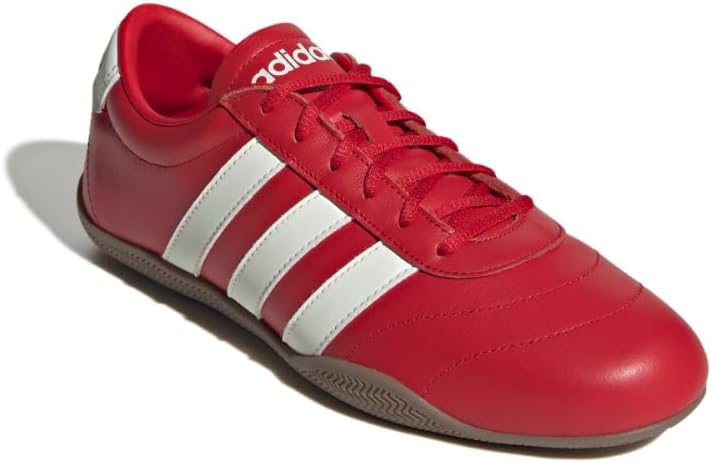 adidas Womens Grand Court Lo: Classic Style and Comfort