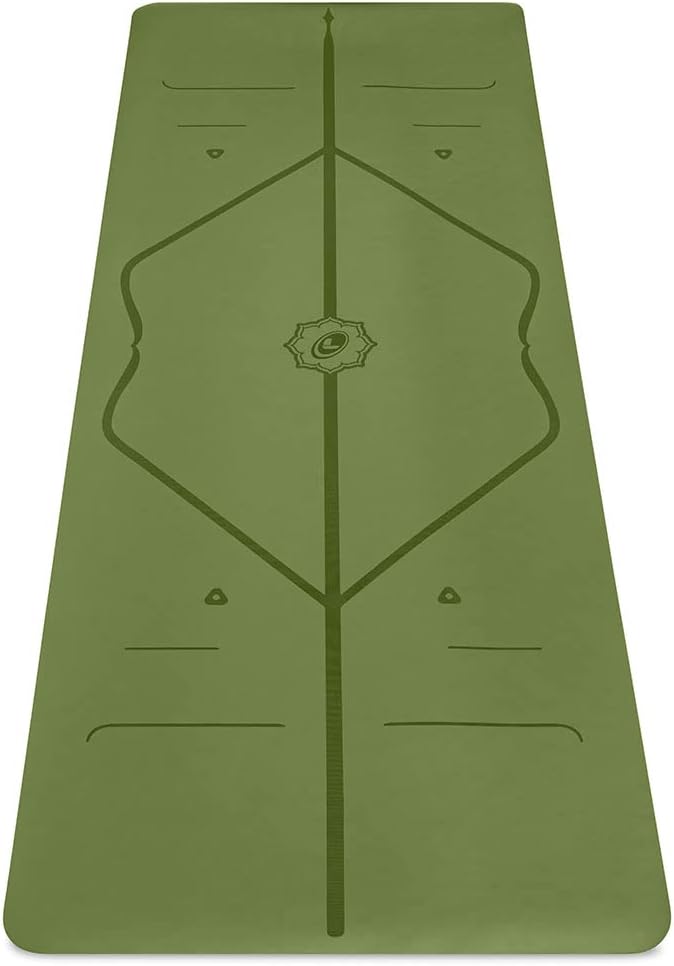 Liforme Travel Yoga Mat: Patented Alignment, Warrior Grip
