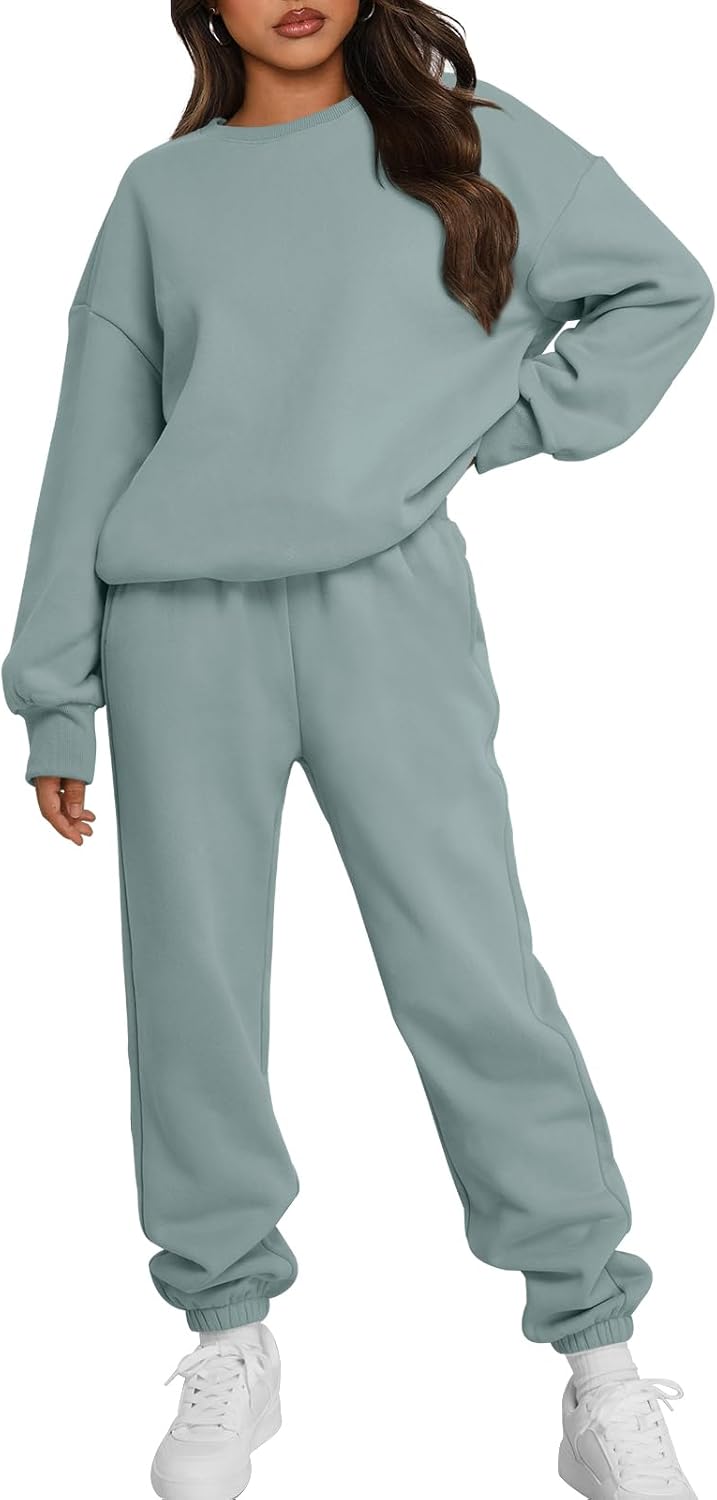 Trendy Queen Sweatsuits Women 2 Piece Outfits for Fall 2025