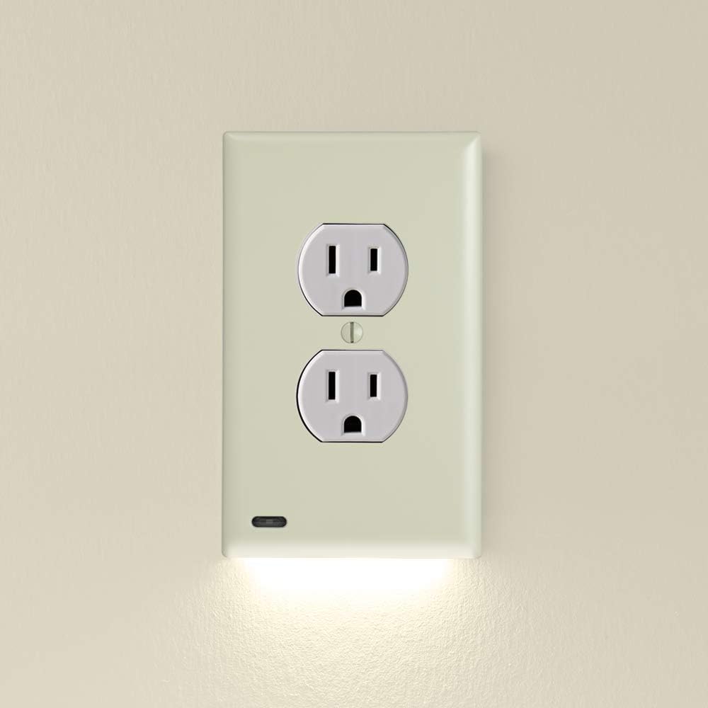 SnapPower GuideLight 2 Pack for Duplex Outlets with LED Lights