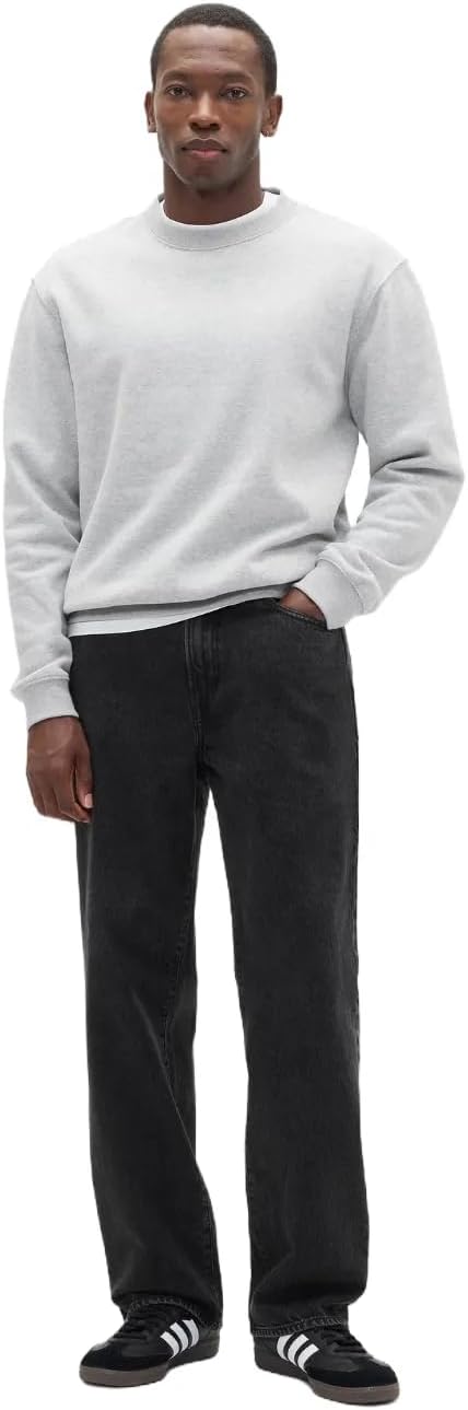 GAP Men's Relaxed Fit Denim Jeans for Comfortable Everyday Wear