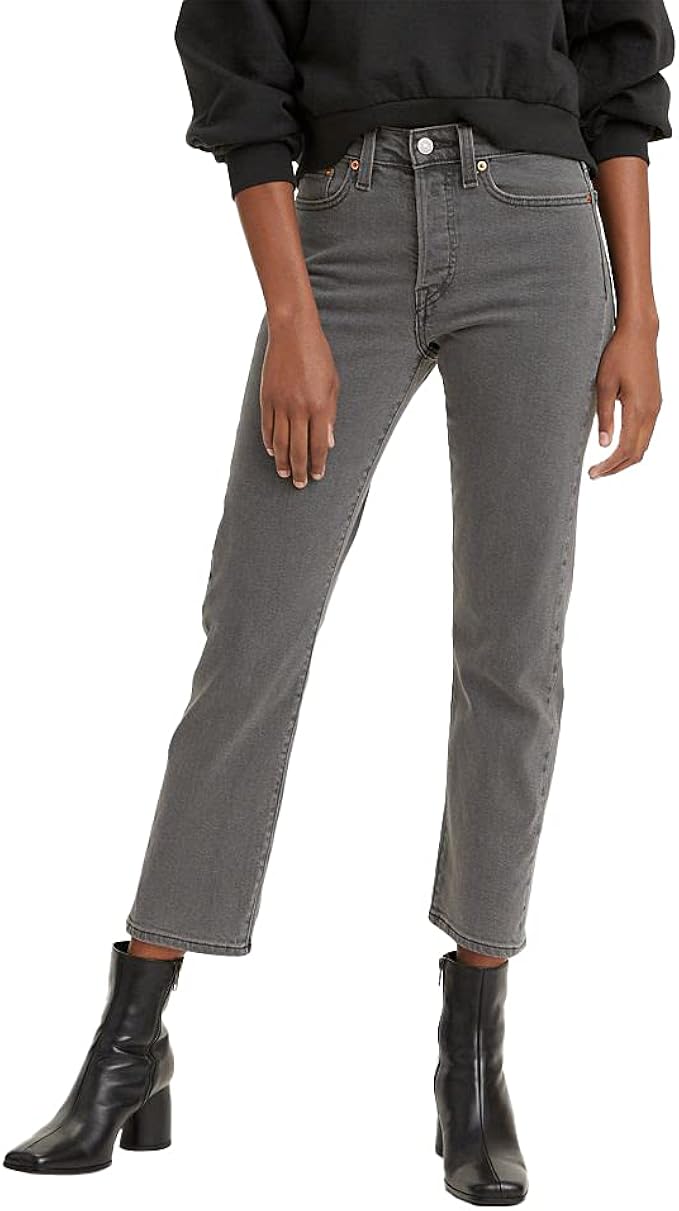 Levi's Women's Wedgie Straight Jeans for a Perfect Fit
