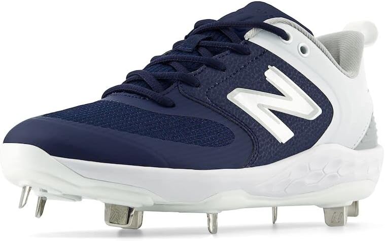 New Balance Women's Fresh Foam Velo V3 Softball Shoe Review