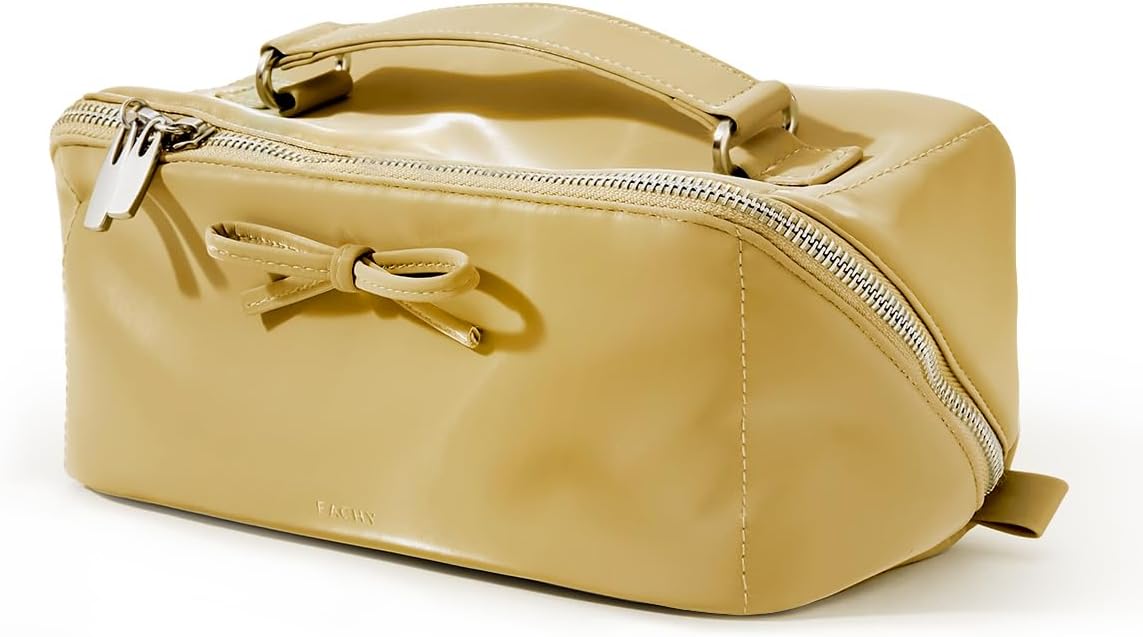 EACHY Travel Makeup Bag: Large Capacity Waterproof Pouch