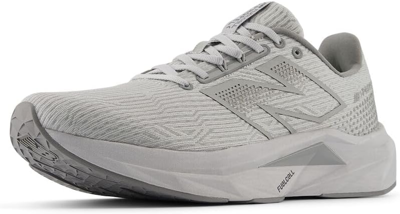New Balance Men's FuelCell Propel V5 Running Shoe Review