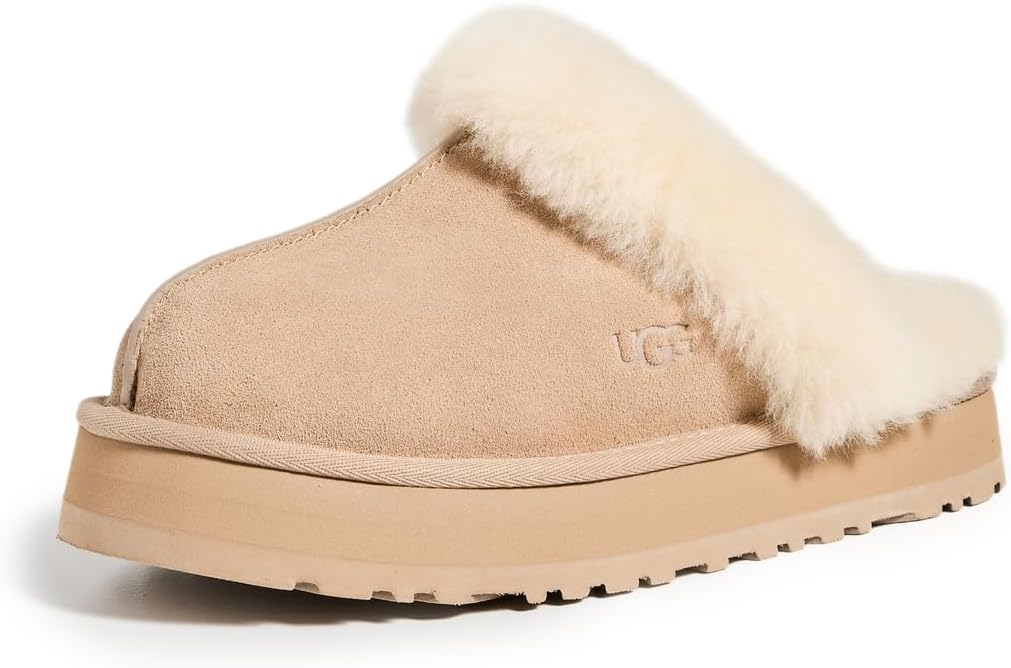 UGG womens Disquette: Stylish Comfort with Sheepskin Lining