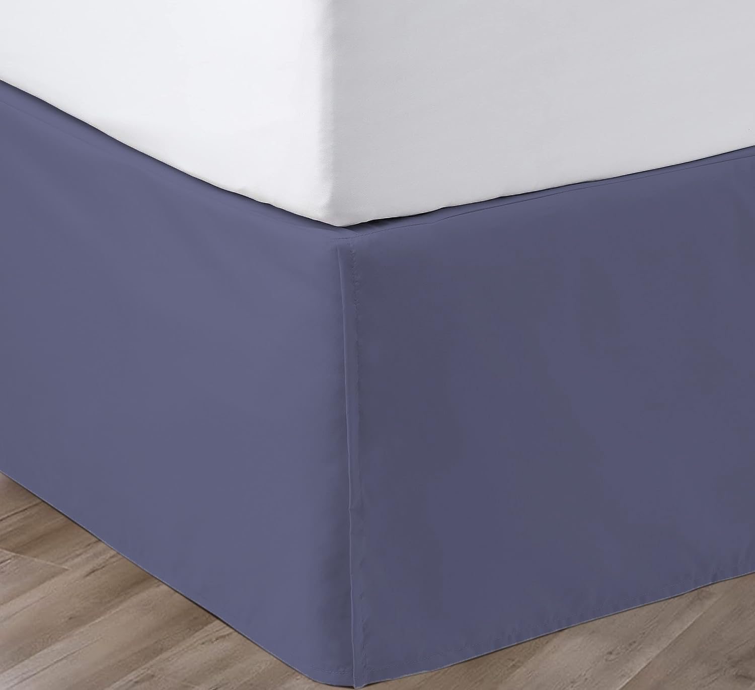Elegant Pleated Bed Skirt with 18 Inch Drop for CalKing Beds