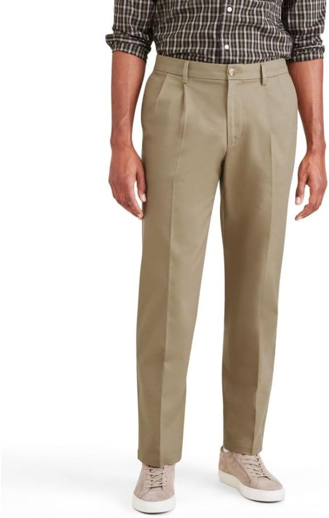 Classic Fit Signature Iron Free Khaki Pants with Stain Defender