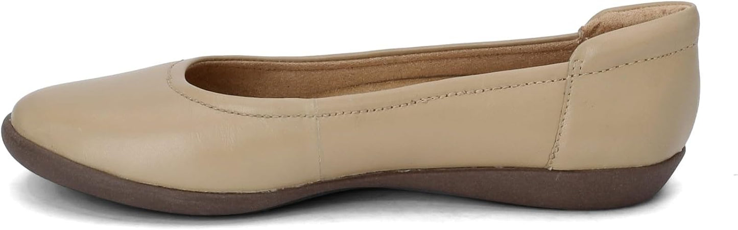 Naturalizer Women's Flexy Flat: Comfort Meets Style for Every Occasion