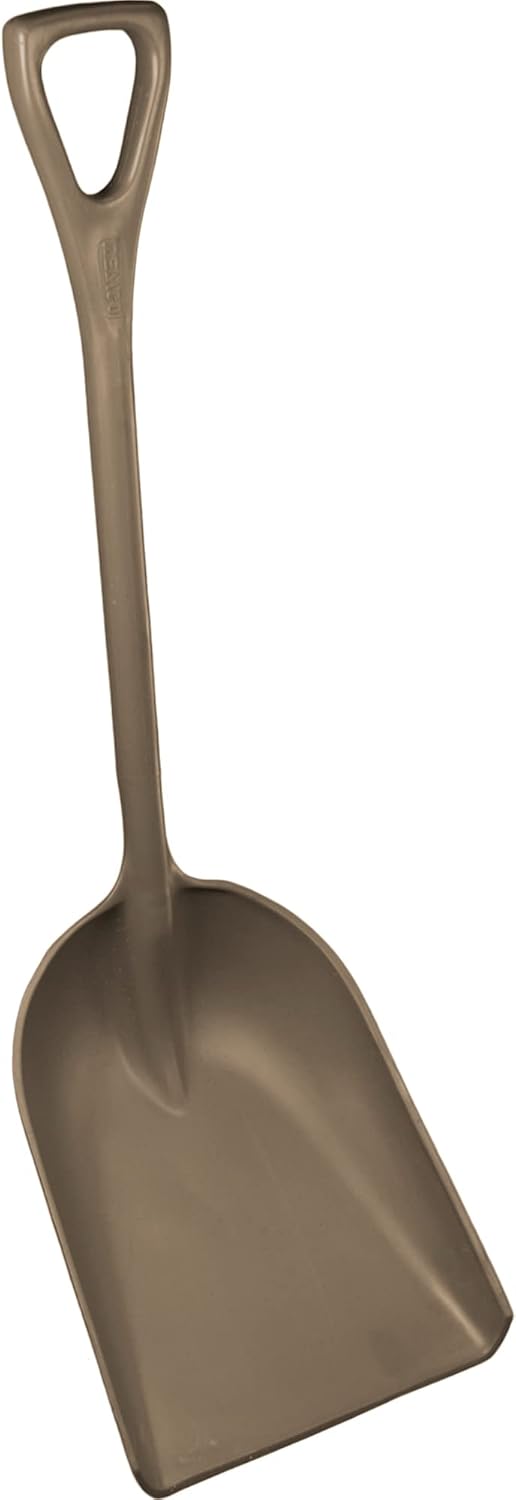 Remco One-Piece Polypropylene Shovel for Food Handling Tasks