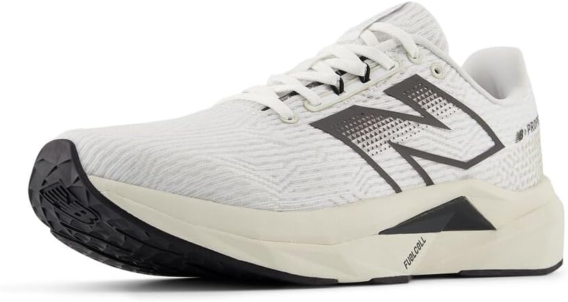 New Balance Men's FuelCell Propel V5 Running Shoe Review