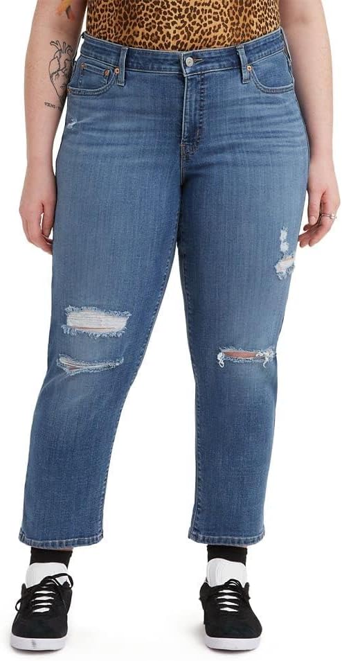 Levi's Women's New Boyfriend Jeans for a Relaxed Fit Style