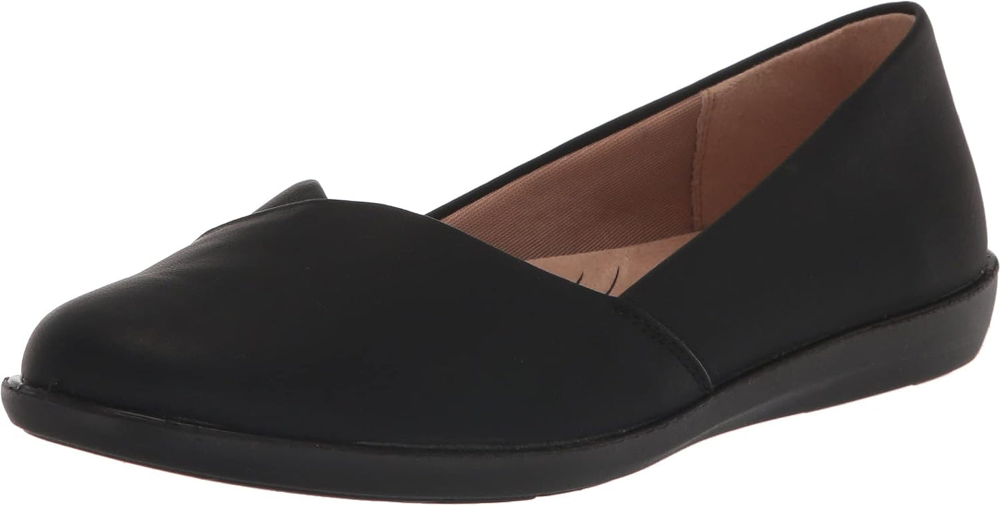 LifeStride Women's Notorious Flat - Comfort and Style Combined