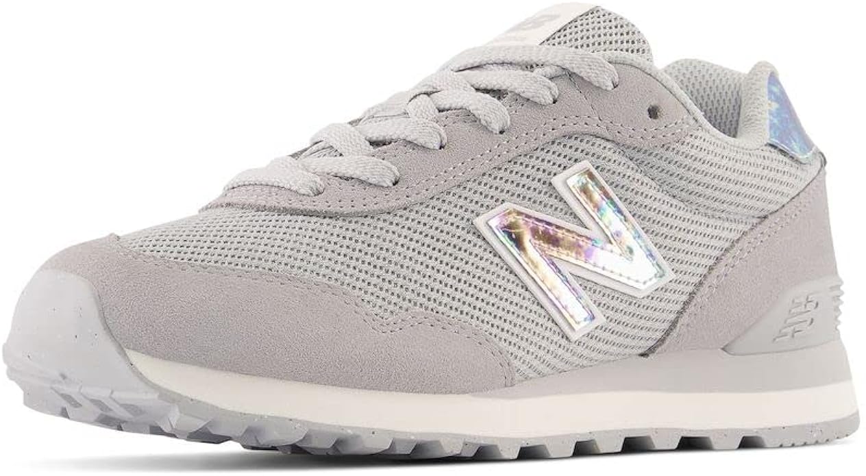 New Balance Women's 515 V3 Classic Sneaker - Stylish Comfort
