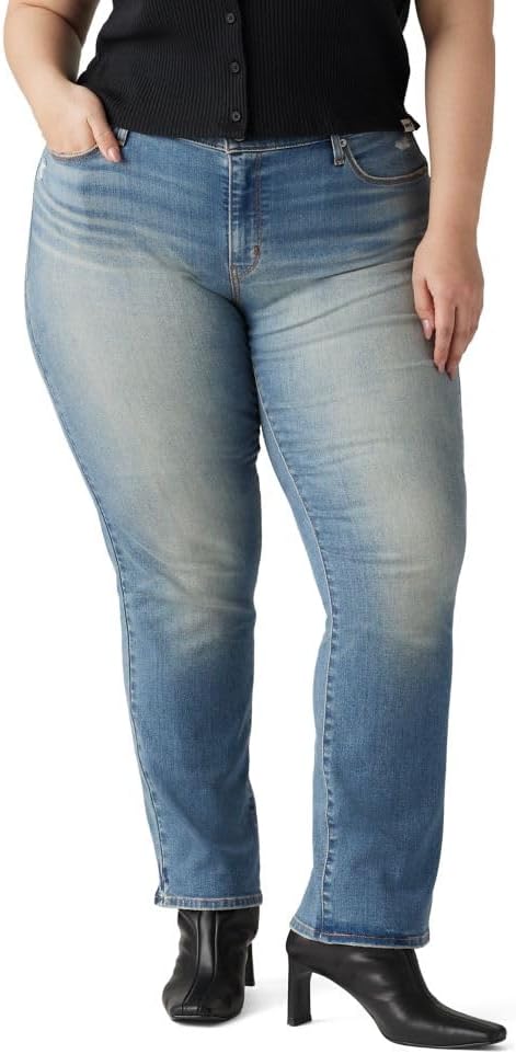 Levi's Women's Classic Straight Jeans for Plus Size Comfort