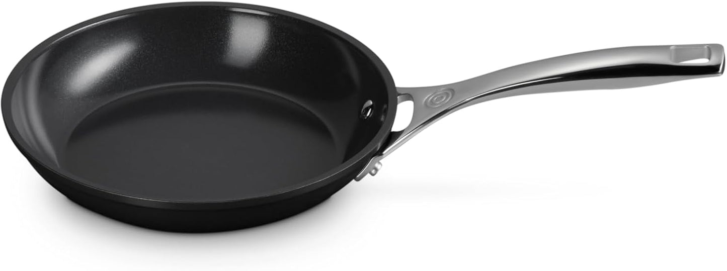 Le Creuset Essential Non-Stick Ceramic Shallow Frying Pan Review